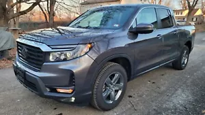 2023 Honda Ridgeline RTL AWD 16K miles 1 Year Warranty. - Picture 1 of 3