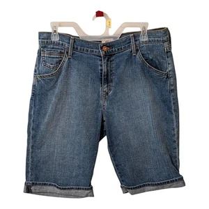 Levis 515 Bermuda Damen Größe 10 Medium Waschung Bündchensaum Pattentaschen hinten - Bild 1 von 4
