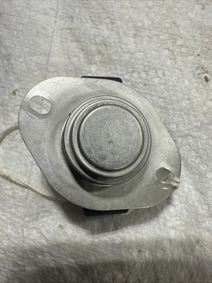 61372 Amana Dryer Operating Thermostat  - image 1 of 2
