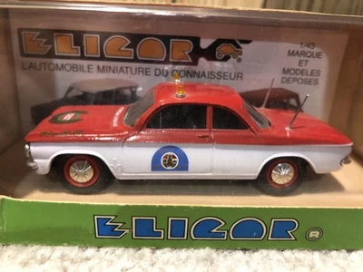 1:43 Eligor 1962 Corvair Monza cupé Departamento de Bomberos del Condado de Los Ángeles Rojo y blanco Foto 1 de 2