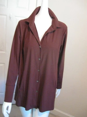 Blusa túnica espalda plisada botón borgoña Marla Wynne Talla M Foto 1 de 4