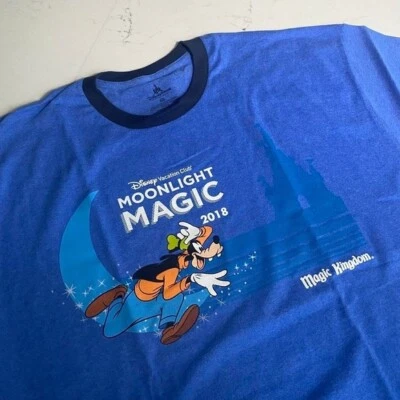 Camiseta Disney Vacation Club Moonlight Magic 2018 Ringer XL – Goofy Magic Kingdom Foto 1 de 4