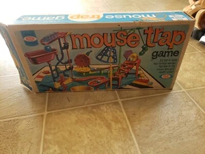 Vintage Mouse Trap Board Game 1975 Ideal (C3) - Picture 1 of 6