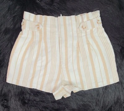 Pantalones Cortos de Vestido Forever 21 Bolsillos con Cremallera (M) Blanco Tostado Foto 1 de 4