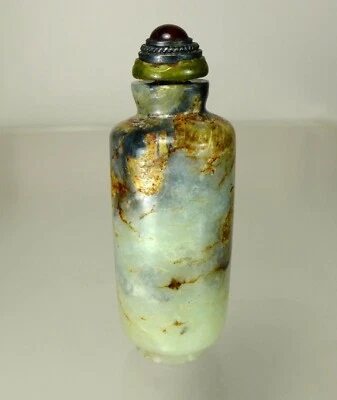 BOTELLA DE RAPÉ de jade cilíndrica muy rara, 1740-1840 Foto 1 de 4