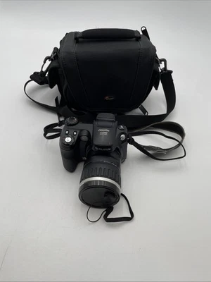 Fujifilm Finepix S5200 Digital SLR Camera 5.1MP 10x Optical Zoom + Strap+Case - Image 1 of 4