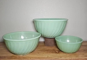Fire King Ofengeschirr Jadeit grün Wirbel verschachtelte Schüsseln 6" 8" 9" 3er Set 1950er - Bild 1 von 19