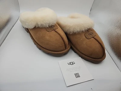 Zapatillas UGG Australia 5125 para mujer EE. UU. 7 coquetas - castaño nuevas en caja Foto 1 de 4