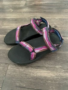Teva Riemchensandalen Größe 2 lila rosa - Bild 1 von 6