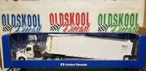 Kenworth T880 Day Cab with Pinnacle Frac Tank Trailer United Rentals 2019 - Picture 1 of 6