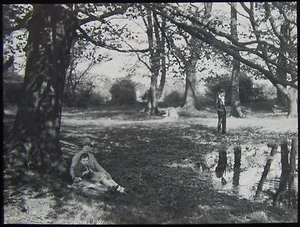 Glas magische Laterne Dia EDWARDIANISCHE FAMILIE IM WALD UM 1920 FOTO MENSCHEN - Bild 1 von 2