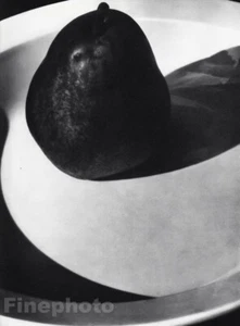 1920/63 Vintage EDWARD STEICHEN Pear And Shadow On Plate Photo Gravure Art 11x14 - Picture 1 of 1