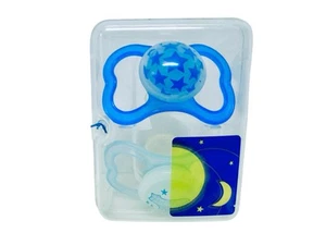 MAM Air Night 6M+ Set di 2 ciucci Glow In The Dark con scatola sterilizzatore - Foto 1 di 8