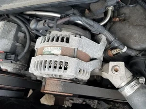 Alternator Fits 05-06 GRAND CHEROKEE 391553 - Picture 1 of 9