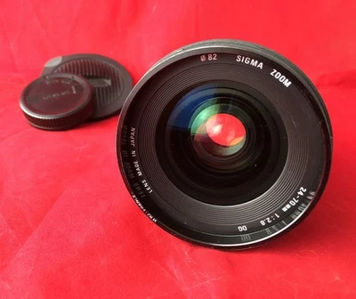 Sigma 24-70 mm F/2.8 EX DG Aspherical AF Zoom Lens Sigma SA Bayonet Mount - Image 1 of 4