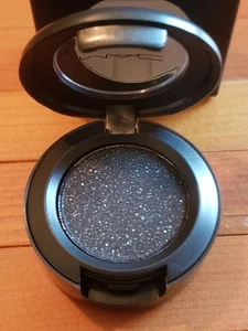MAC Eye Shadow BLACK TIED New in Box MAC Eyeshadow Full Size RARE HTF NEW - Picture 1 of 7
