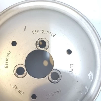 Polea bomba agua motor Audi S4 2012-2018 06E121031E Foto 1 de 4