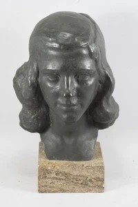 J96T78- Bronze Büste Prinzessin Marie Elisabeth zu Schaumburg-Lippe - Bild 1 von 12