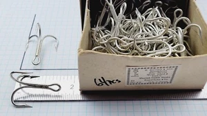 Mustad 3565B-4/0-64 Treble Hooks - Norway Stock - Picture 1 of 3