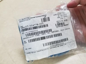 Corning 07-024778-001 Glasfaser LC Stecker, IMFH, MM (100 Stück) - Bild 1 von 3