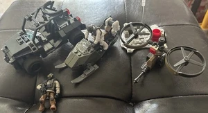 Mega Bloks Call Of Duty Vehicle Lot - Snowmobile, Vulture, ATV Ground Recon - Picture 1 of 13