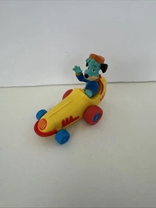 Huckleberry Hound Rev Up Car 1991 LAF3 2.5" - Picture 1 of 5