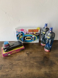 Vintage Batman Schaumbad, Batmobil schwimmende Seifenschale, Grimefighter Geschenkset - Bild 1 von 10