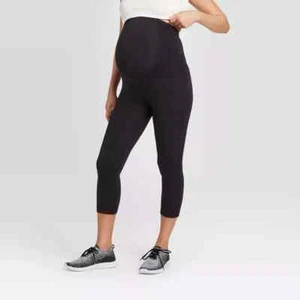 Women's Isabel Crossover Panel Active Capri Maternity Pants Black Size Small - Picture 1 of 3