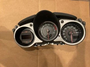 2018 NISSAN 370Z CONVERTBLE AUTO SPEEDOMETER INSTRUMENT GAUGE CLUSTER OEM 09-20 - Picture 1 of 7