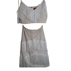 Blithe Los Angeles BZ8107 2 Piezas Conjunto Halter Top con Falda con Borlas Blancas - Imagen 1 de 9