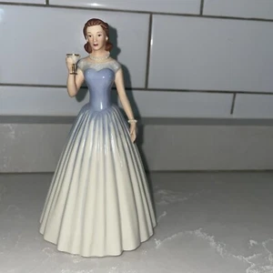 Lenox COCKTAIL TALK Figur The Ladies Of Elegance Collection Porzellan - Bild 1 von 9