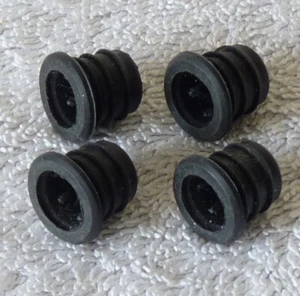 B&W Grill Befestigungen TÜLLEN für DM60'x' S1 & S2 SERIE 4er Set (für 1 Lautsprecher - Bild 1 von 3