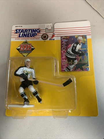 1995 Starting Lineup Mike Modano Dallas Stars NHL Hockey Sports Figure Box 28 Cover