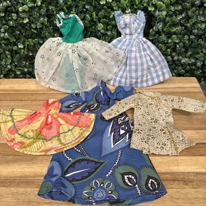 Lote Mixto De Colección de Barbie Clon Y Hecho por Artista - Vestidos Caseros Ropa - Imagen 1 de 15