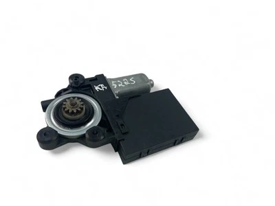 KA5225 VOLVO Window Control Motor 979037-101 - Image 1 of 4