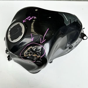 Kawasaki ZR900 Z900 900 2017 Fuel tank *damage as shown - Picture 1 of 7