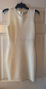 WOMEN'S DRESS sz M.. Classic  Creamy White..  Knee length..  good condition - Picture 1 of 4