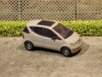 Busch - Mercedes Benz - Class A / Used in Excellent Condition / Scale: 1:87 - Immagine 1 di 4