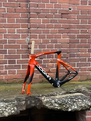 Pinarello Dogma F Disc FrameSet orange RH 53 Rennrad sofort lieferbar MYWAY EINZ - Bild 1 von 4
