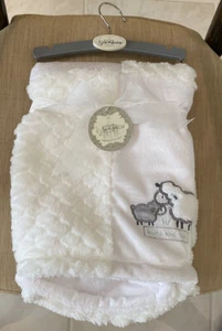 Kyle & Deena Lamb Sheep Baby Blanket White Patchwork Kisses and Hugs 30 x 30 - Picture 1 of 6