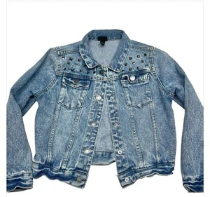 Art Class distressed Kids light wash blue denim studded jean jacket sz Small 6 - Picture 1 of 7