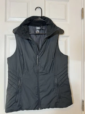Champion Women’s Black Fleece Lined Zip Vest Size L – Minor Paint Spot - Image 1 of 4