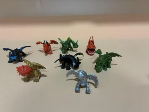 "Juego de 8 figuras de acción de dragón detalladas realistas de plástico de 2""" - Imagen 1 de 10