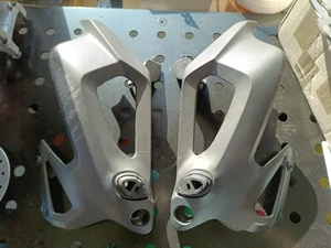 Honda NC 700 750 S RC61 RC70 Lampenhalter links u. rechts Set Scheinwerferhalter - Bild 1 von 2