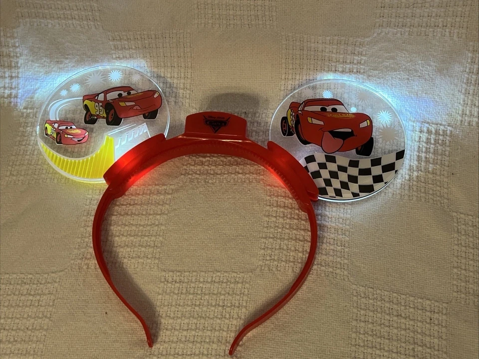Diadema Disney Cars Lightning McQueen iluminada orejas de Mickey Pixar Park Foto 1 de 4