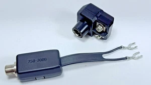 Convertitore antenna NES Nintendo 75/300Ω e 300/75Ω USATO buone condizioni - Foto 1 di 4