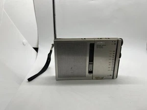 RADIO PORTÁTIL SONY ICF 7500 FM/AM 2 BANDAS Unidad Solo Probada - Imagen 1 de 22