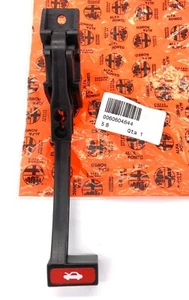 Genuine Alfa Romeo GTV / Spider Bonnet Lever Handle 60604644 Brand New - Picture 1 of 5