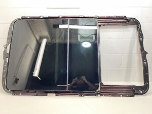 BMW X5 E70 UPPER PANORAMIC SUNROOF MOONROOF ROOF WINDOW GLASS OEM 2011 - 2013