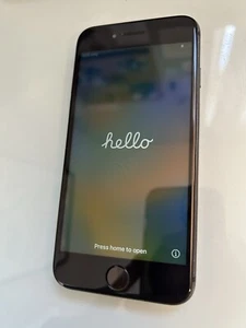 Apple iPhone 8 64 GB Space Gray CARRIER UNLOCKED Battery Health 81% - MX8H2LL/A - Picture 1 of 1